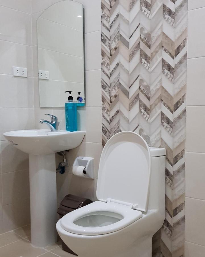 Acrige Apartelle 2 Pax Twin @ Heart Of Bogo City Banban Zewnętrze zdjęcie